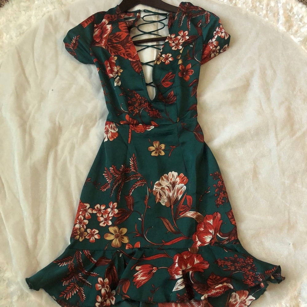 Pretty Little Thing Floral Dress